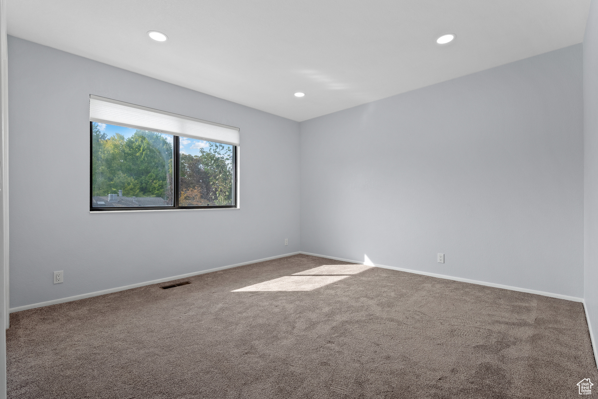 FAIRMEADOWS  CONDM - Residential