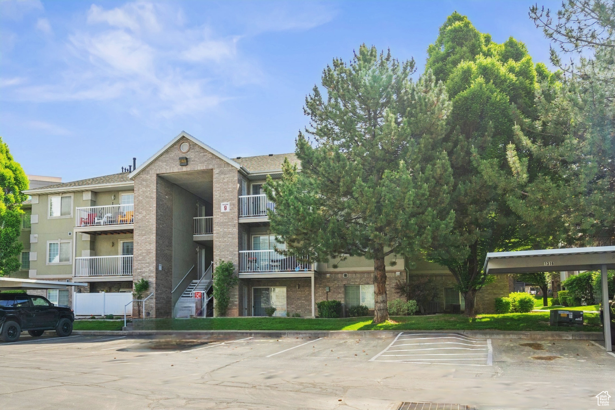 SHADOW RIDGE - Residential