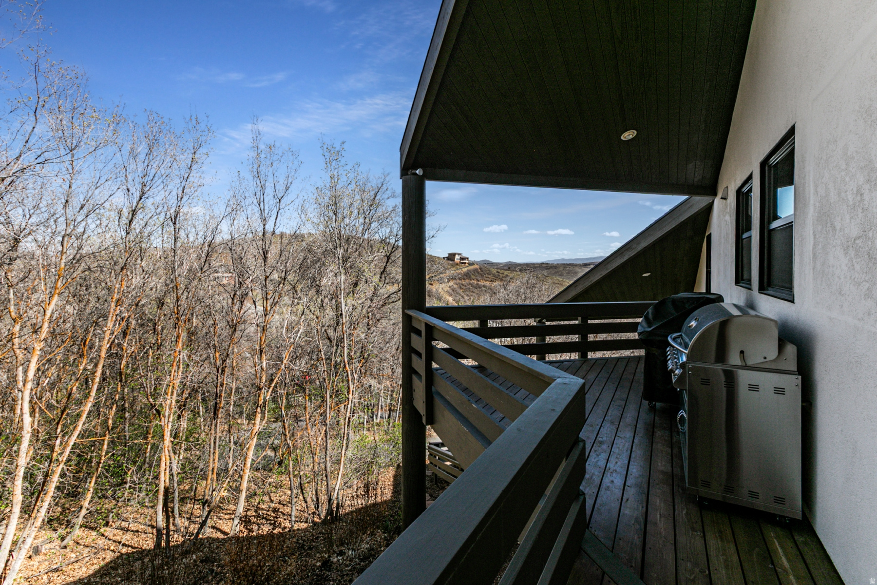 ECKER HILL - Residential Lease