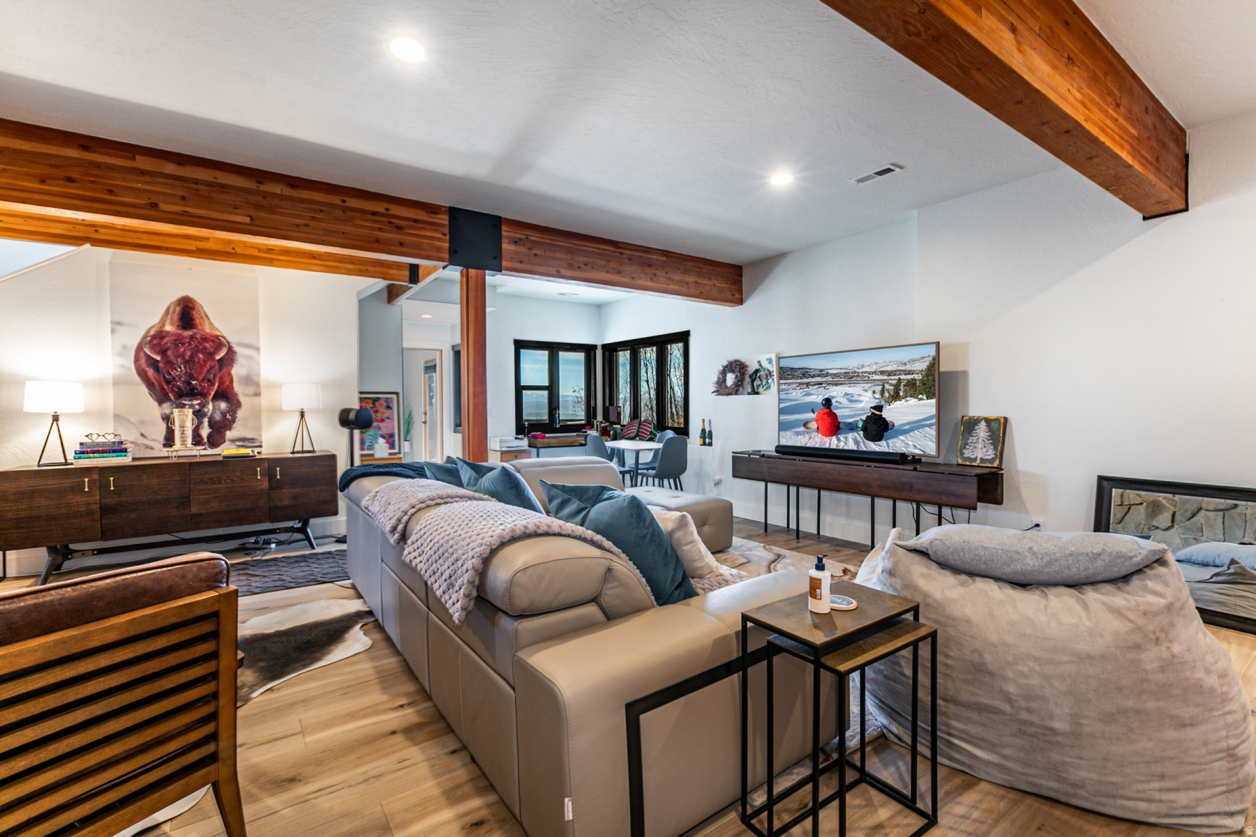 ECKER HILL - Residential Lease