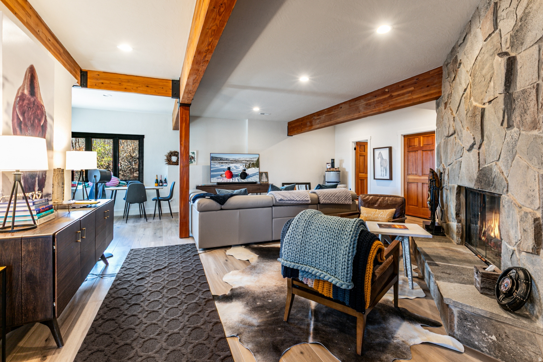 ECKER HILL - Residential Lease