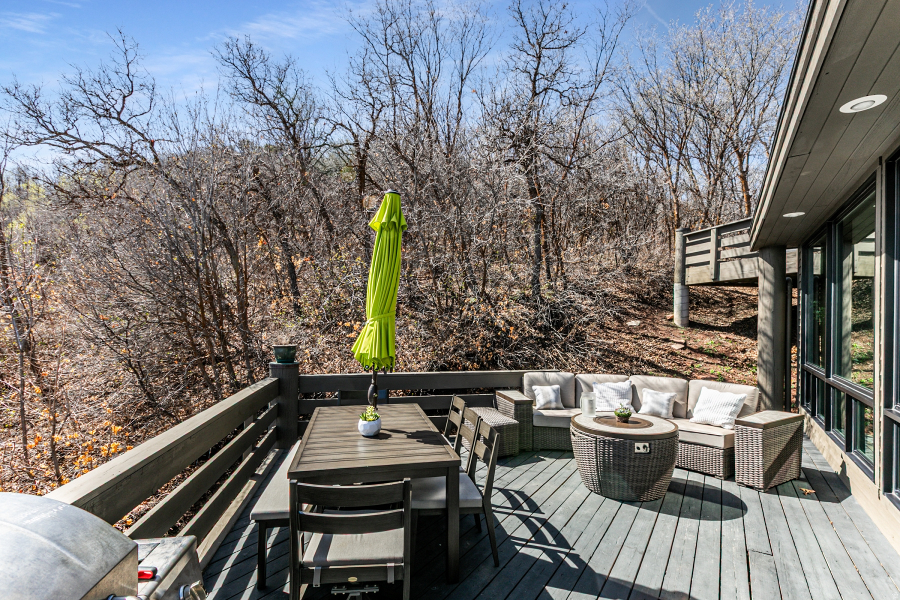 ECKER HILL - Residential Lease