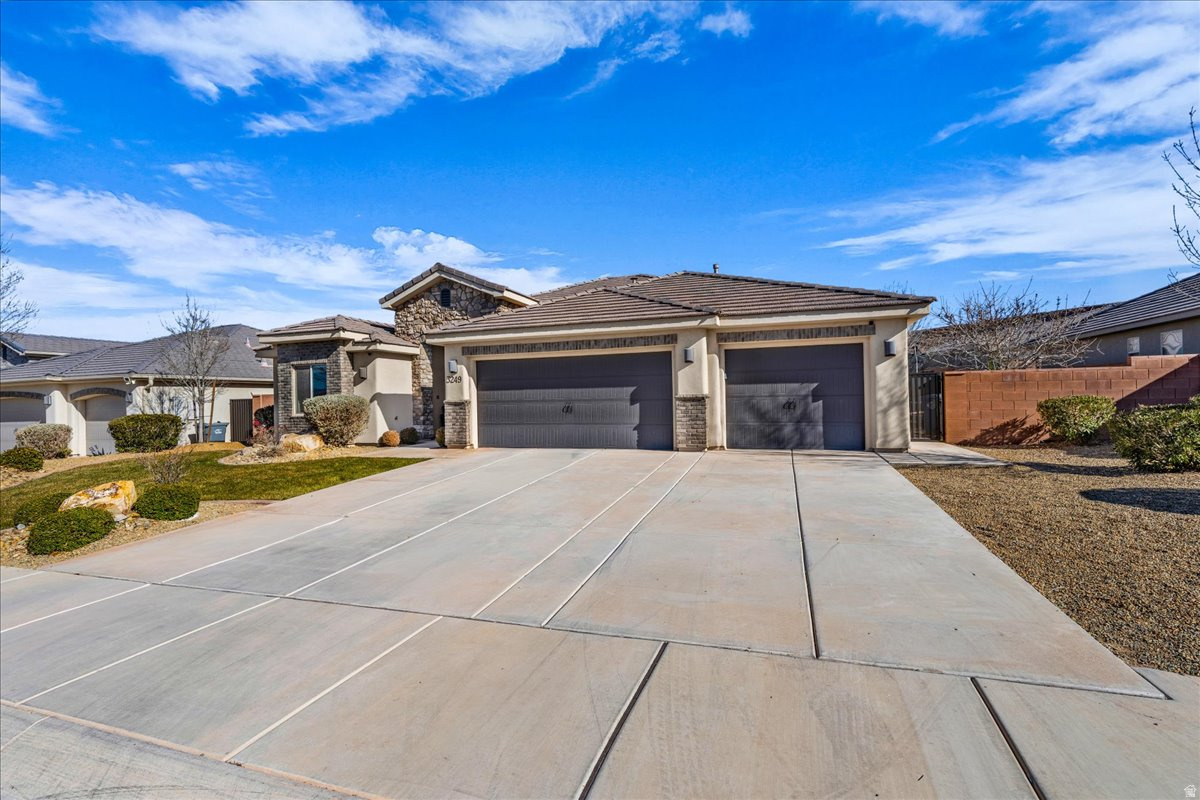 ELMWOOD ESTATES PH 1 - Residential