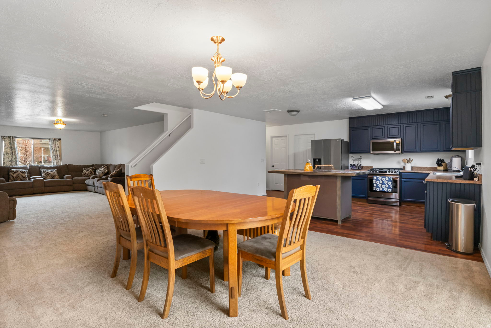 THE VILLAGE OF HAWKS LANDING - Residential