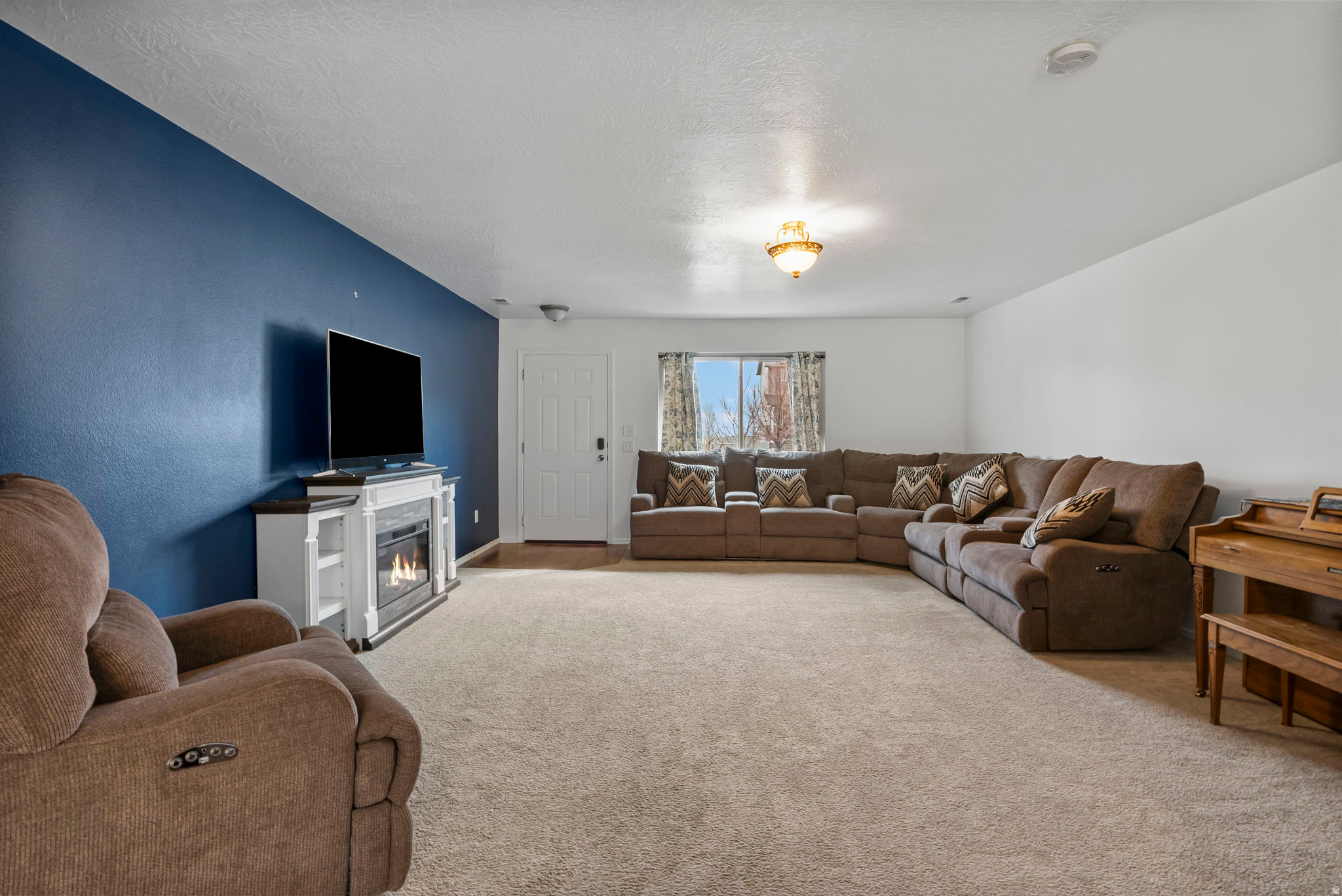 THE VILLAGE OF HAWKS LANDING - Residential