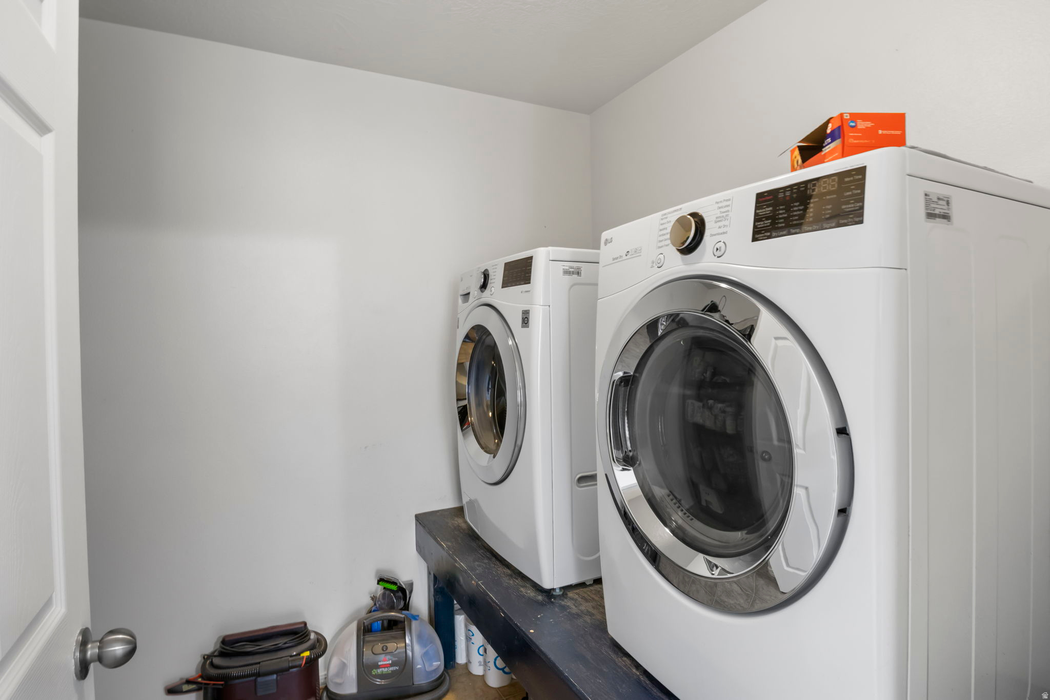 THE VILLAGE OF HAWKS LANDING - Residential