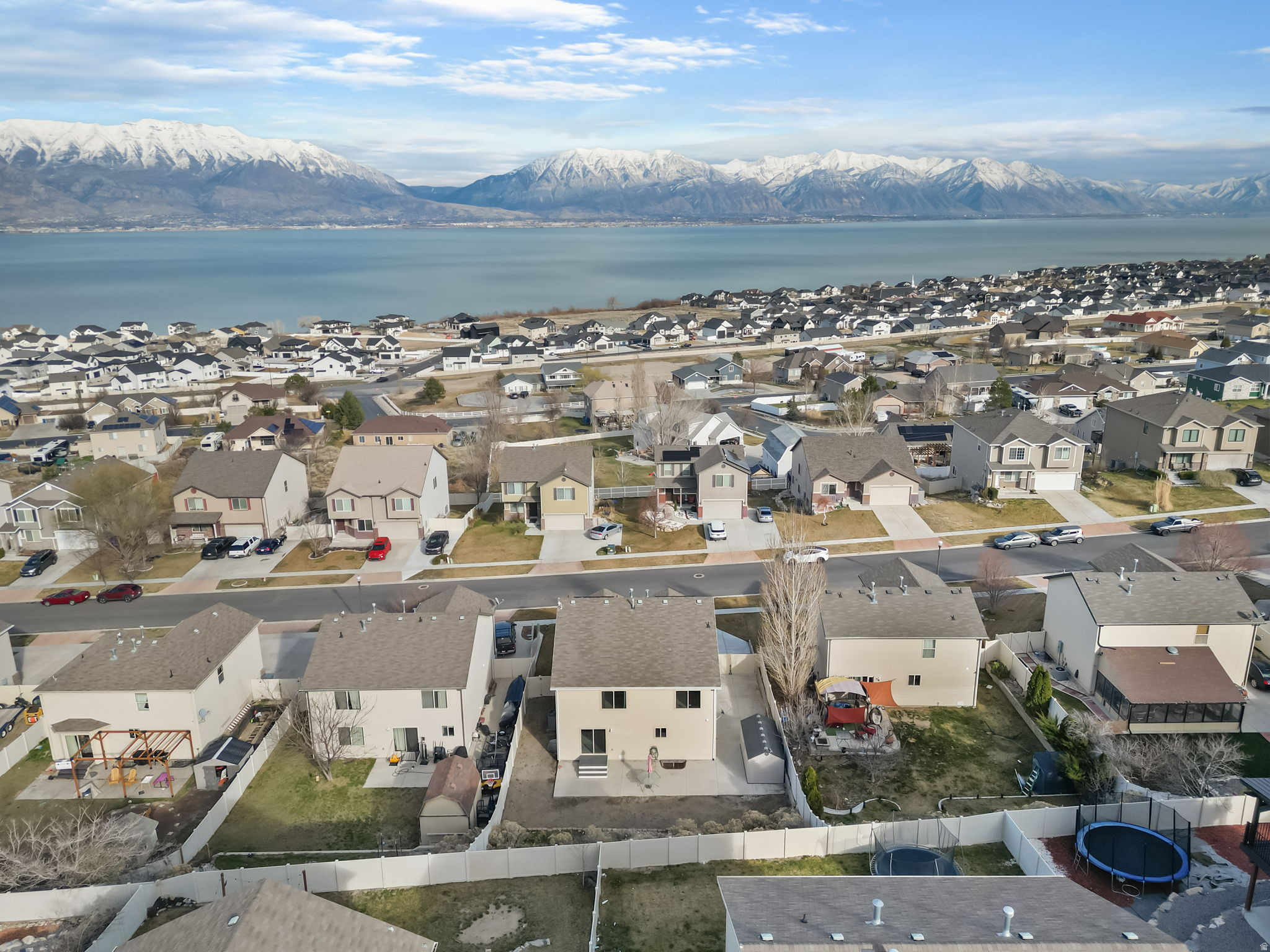 THE VILLAGE OF HAWKS LANDING - Residential