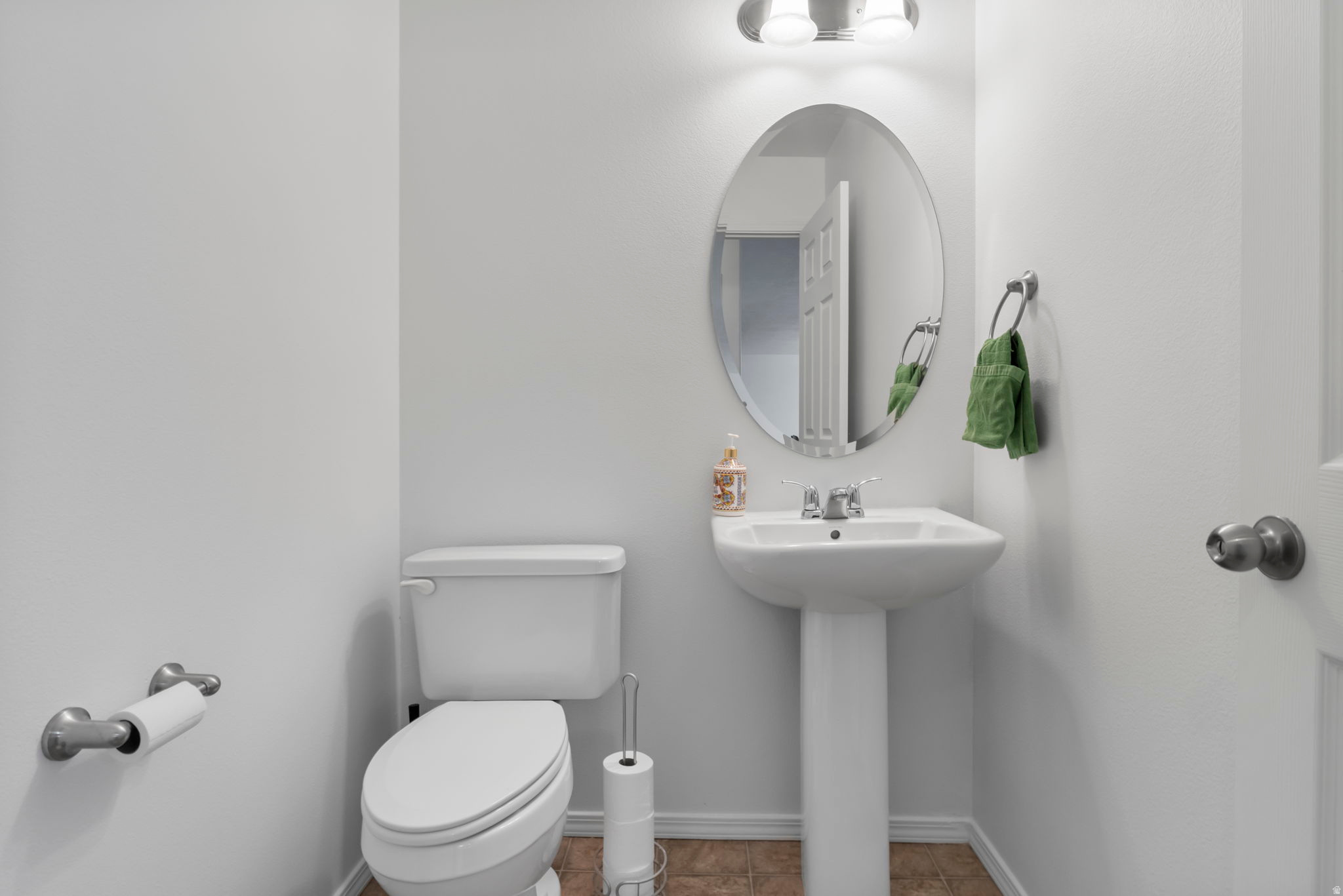 THE VILLAGE OF HAWKS LANDING - Residential