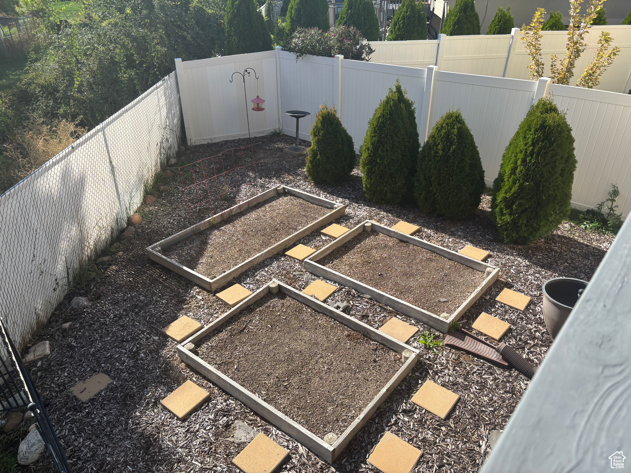 BRIARWOOD HOLLOW - Residential