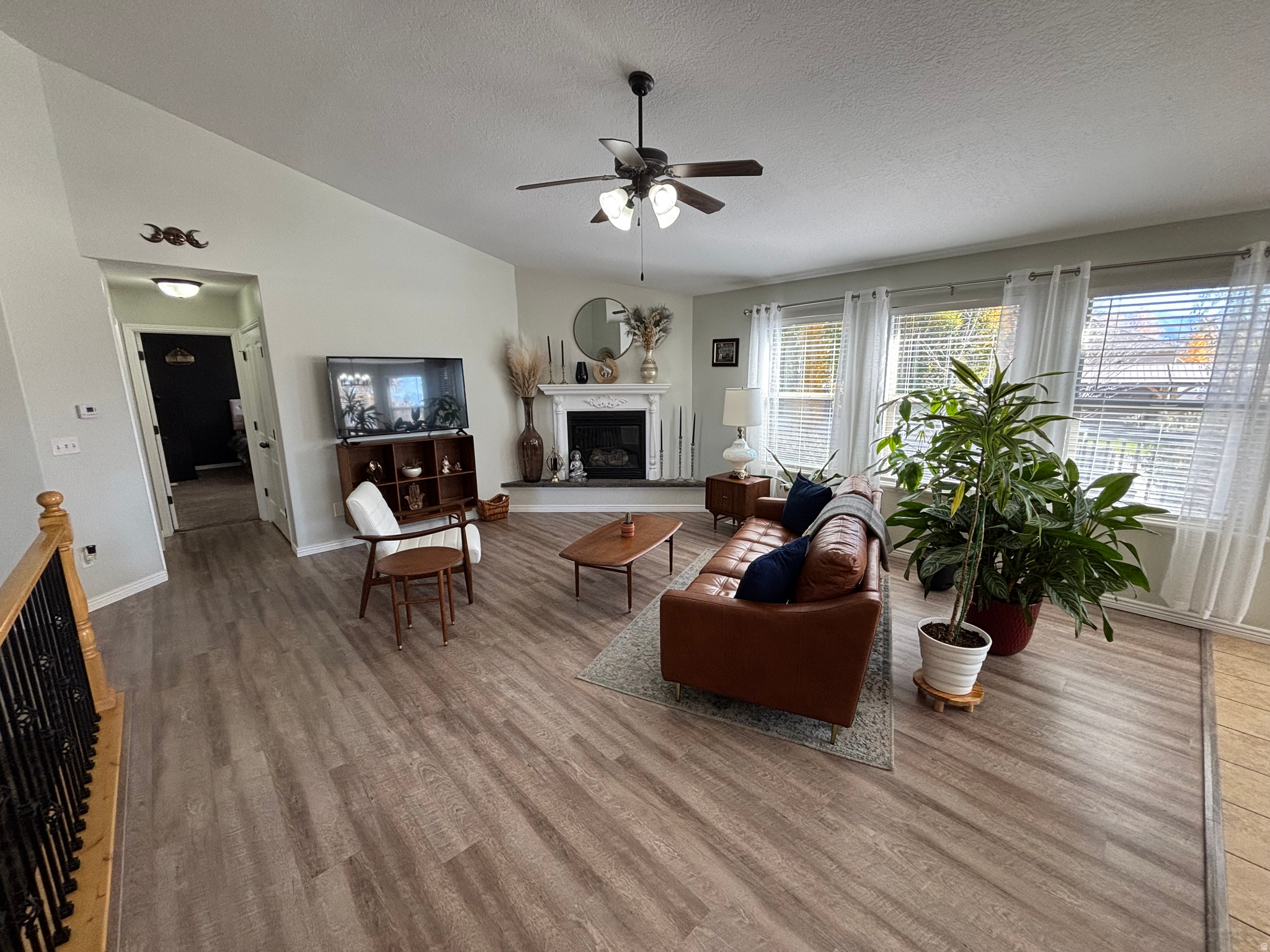 BRIARWOOD HOLLOW - Residential