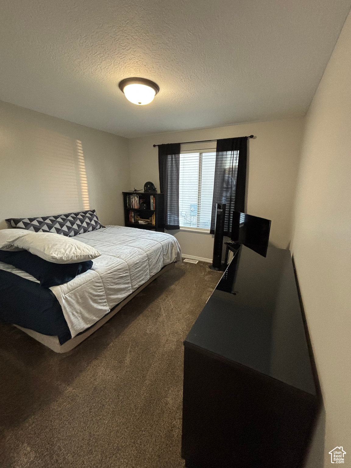 BRIARWOOD HOLLOW - Residential