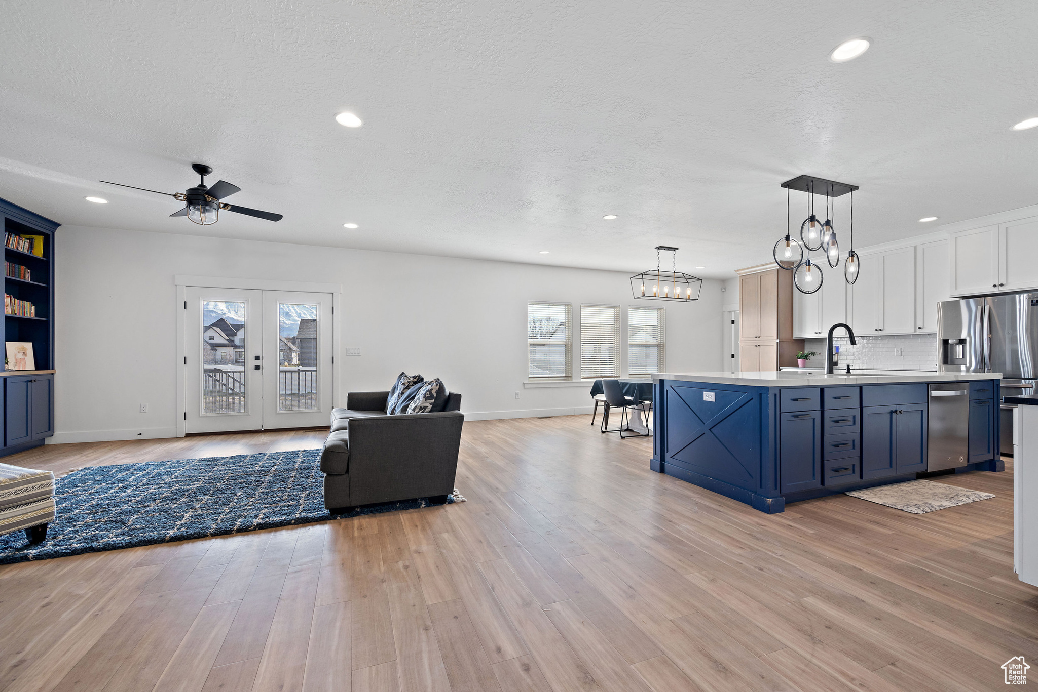1807 S Bridle Path Loop, Lehi, Utah image 3