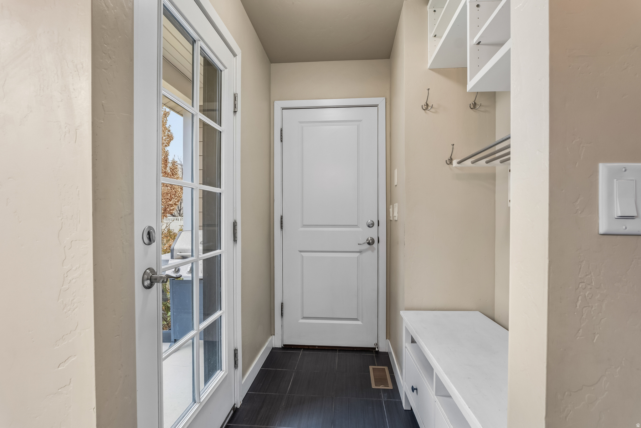 DAYBREAK - Residential