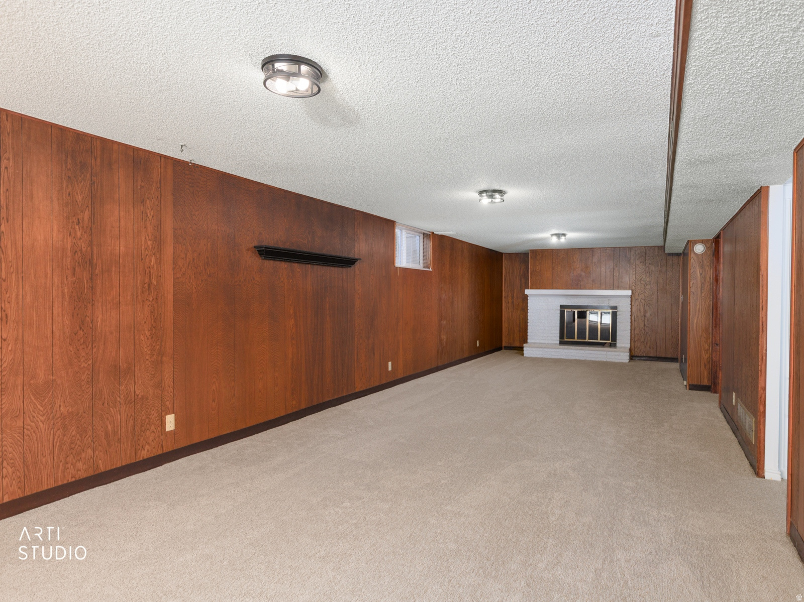 CRESTWOOD - Residential