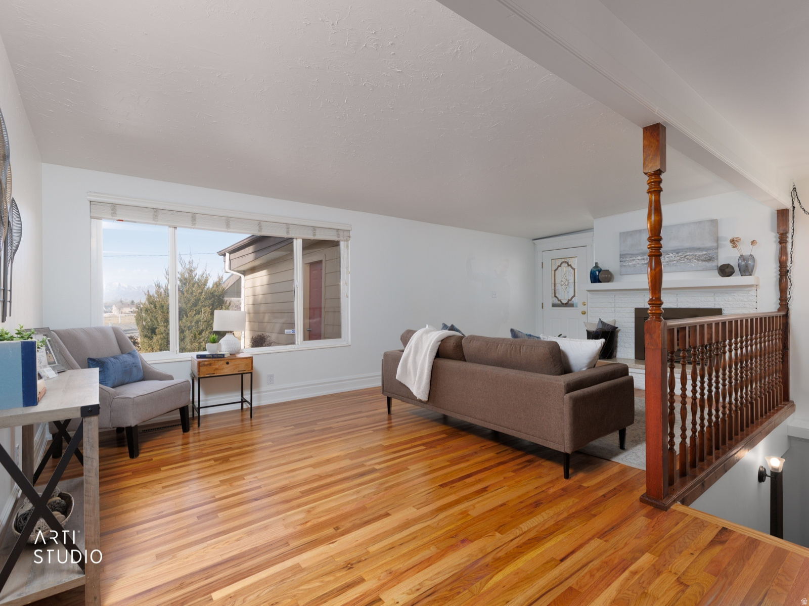 CRESTWOOD - Residential