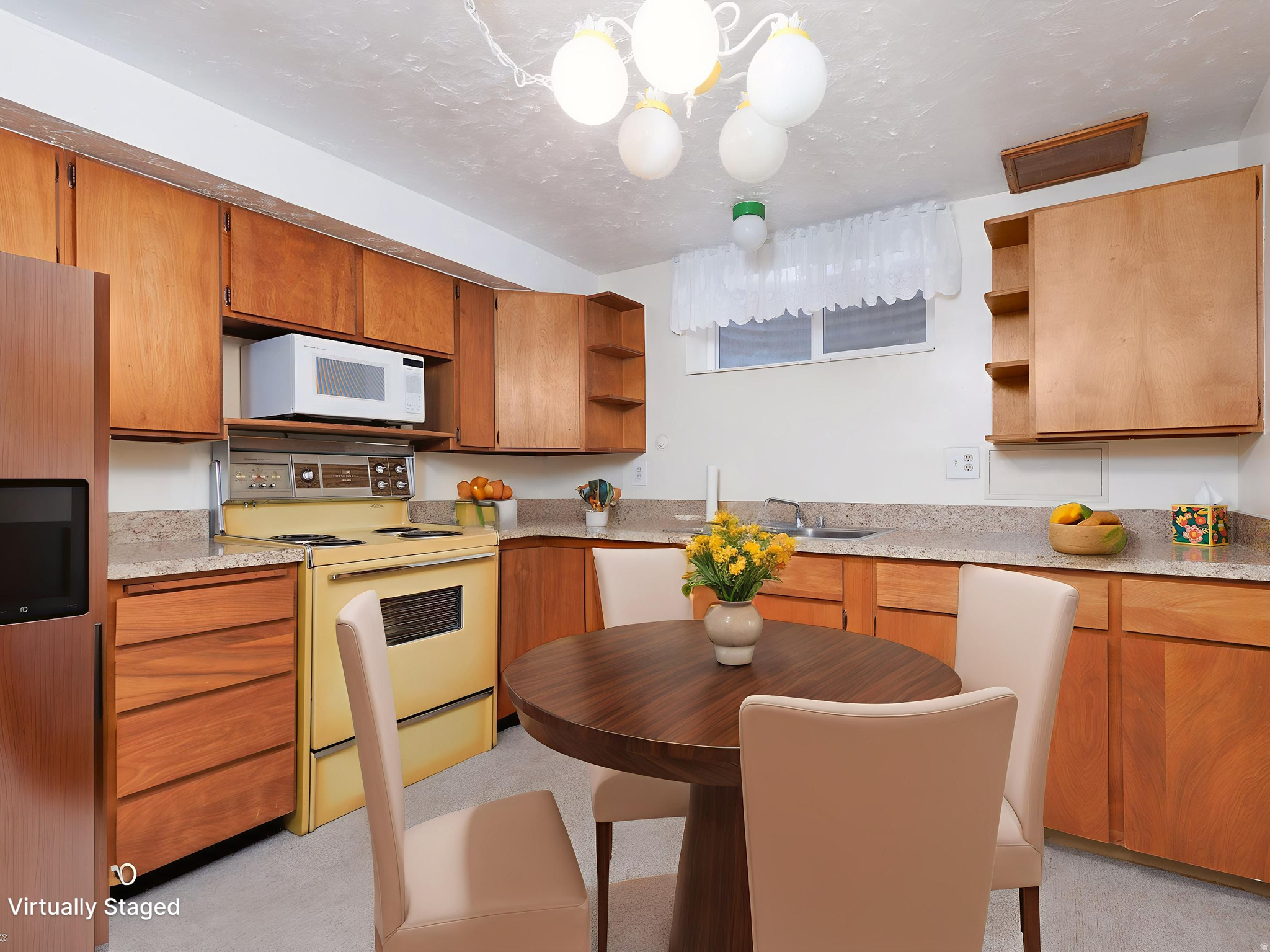 CRESTWOOD - Residential