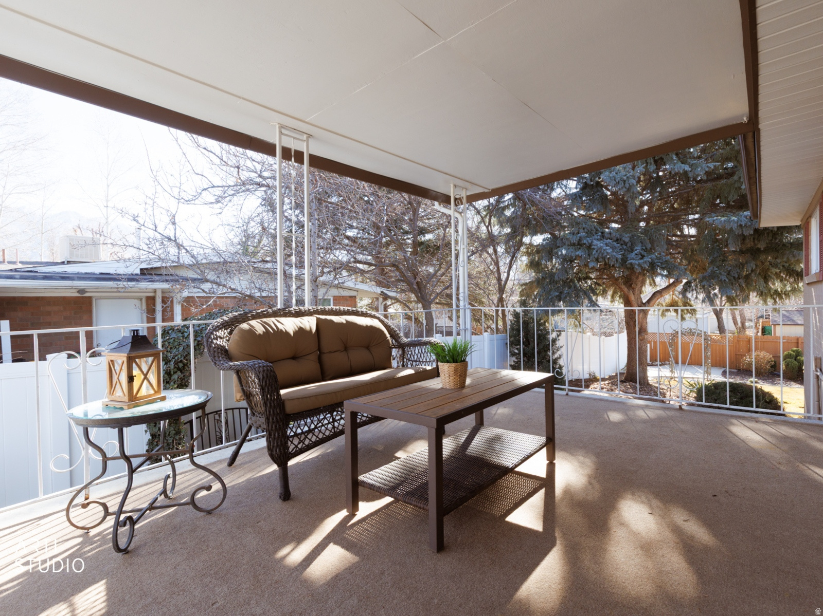 CRESTWOOD - Residential