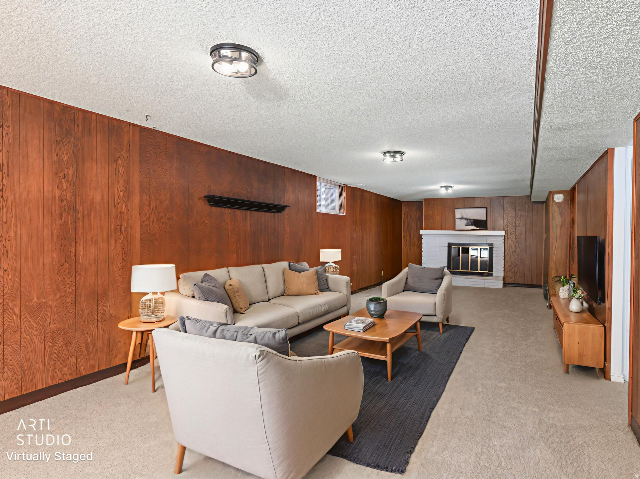 CRESTWOOD - Residential