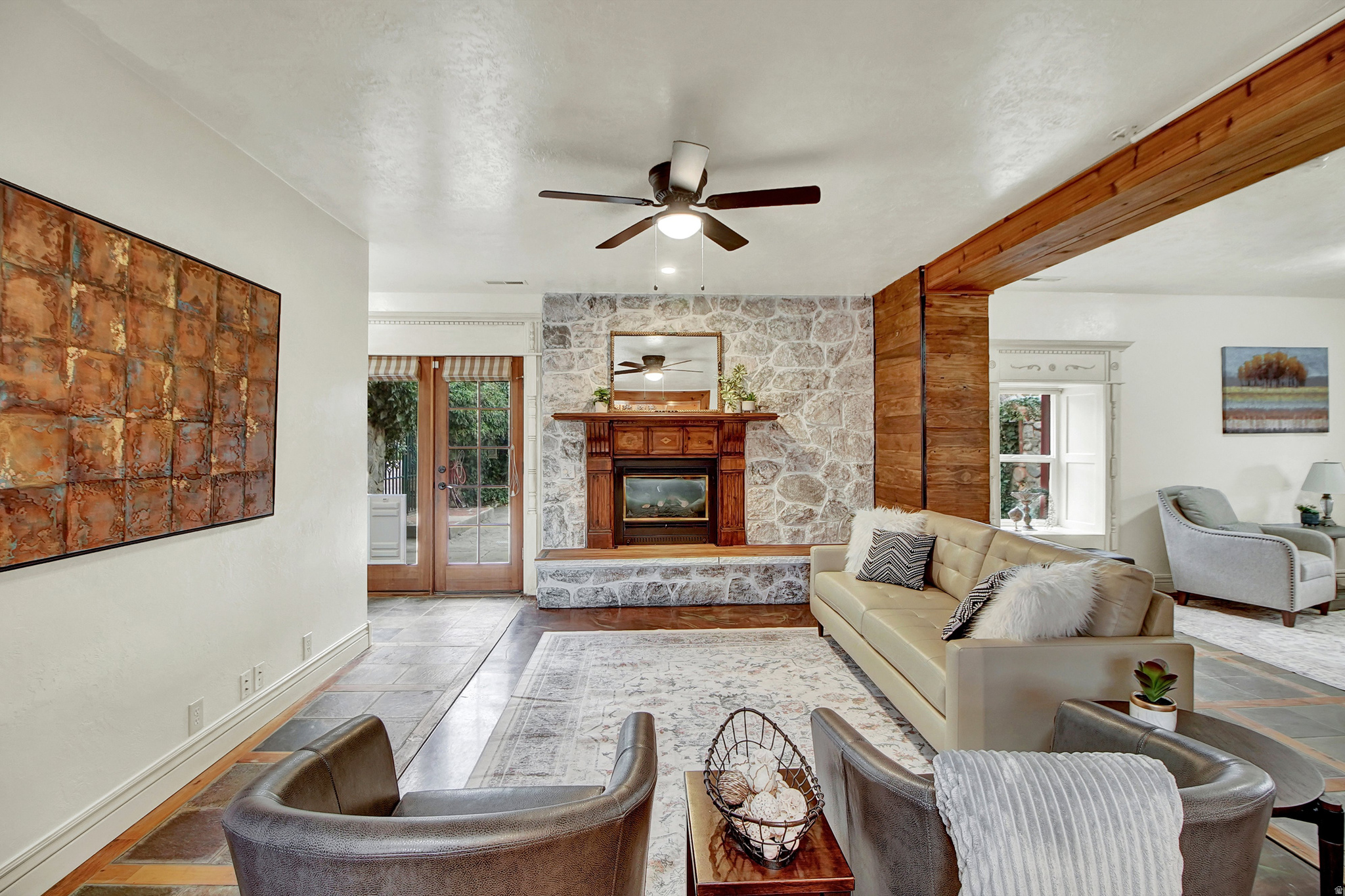 FARMINGTON TOWNSITE - Residential