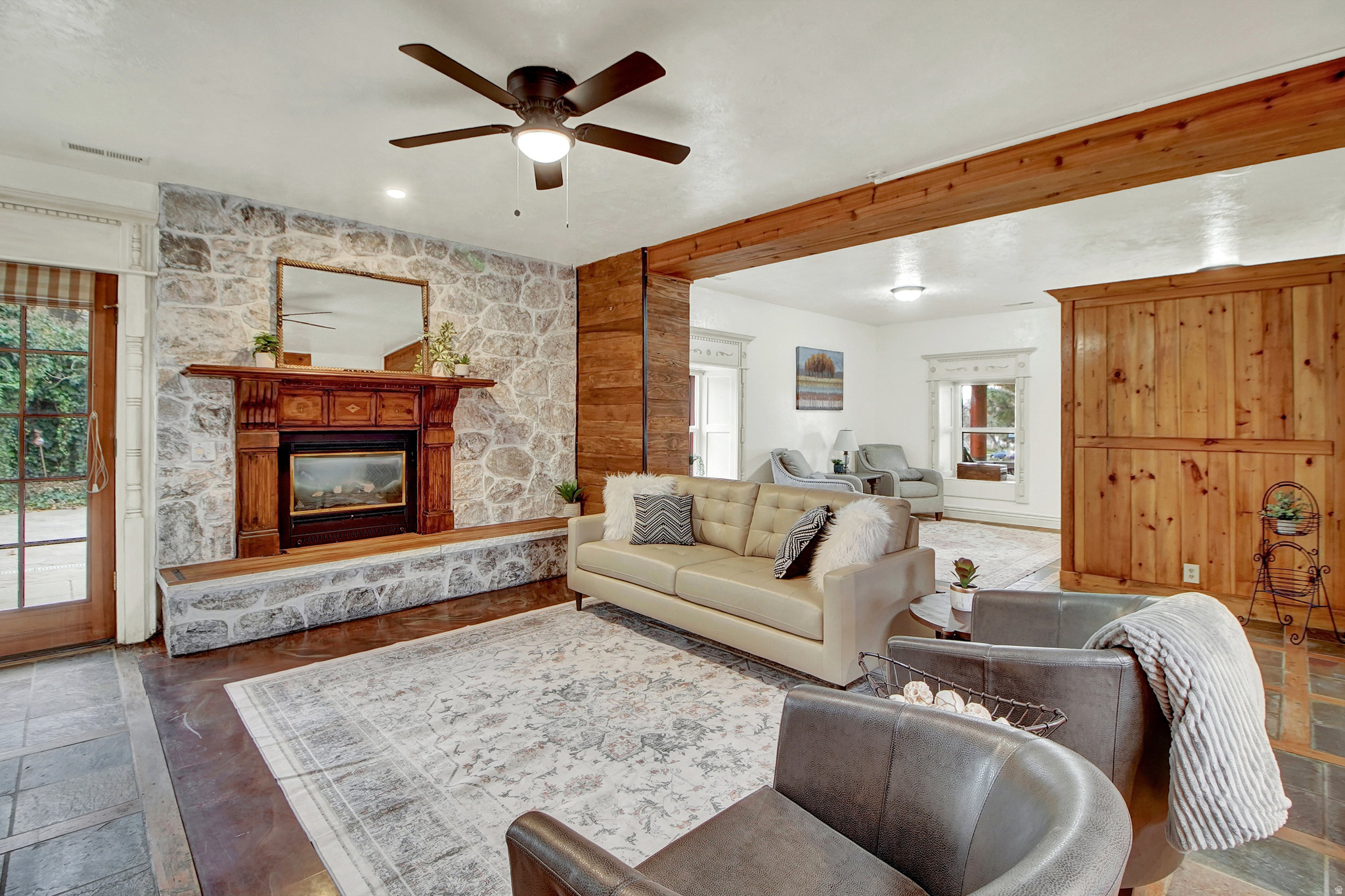 FARMINGTON TOWNSITE - Residential