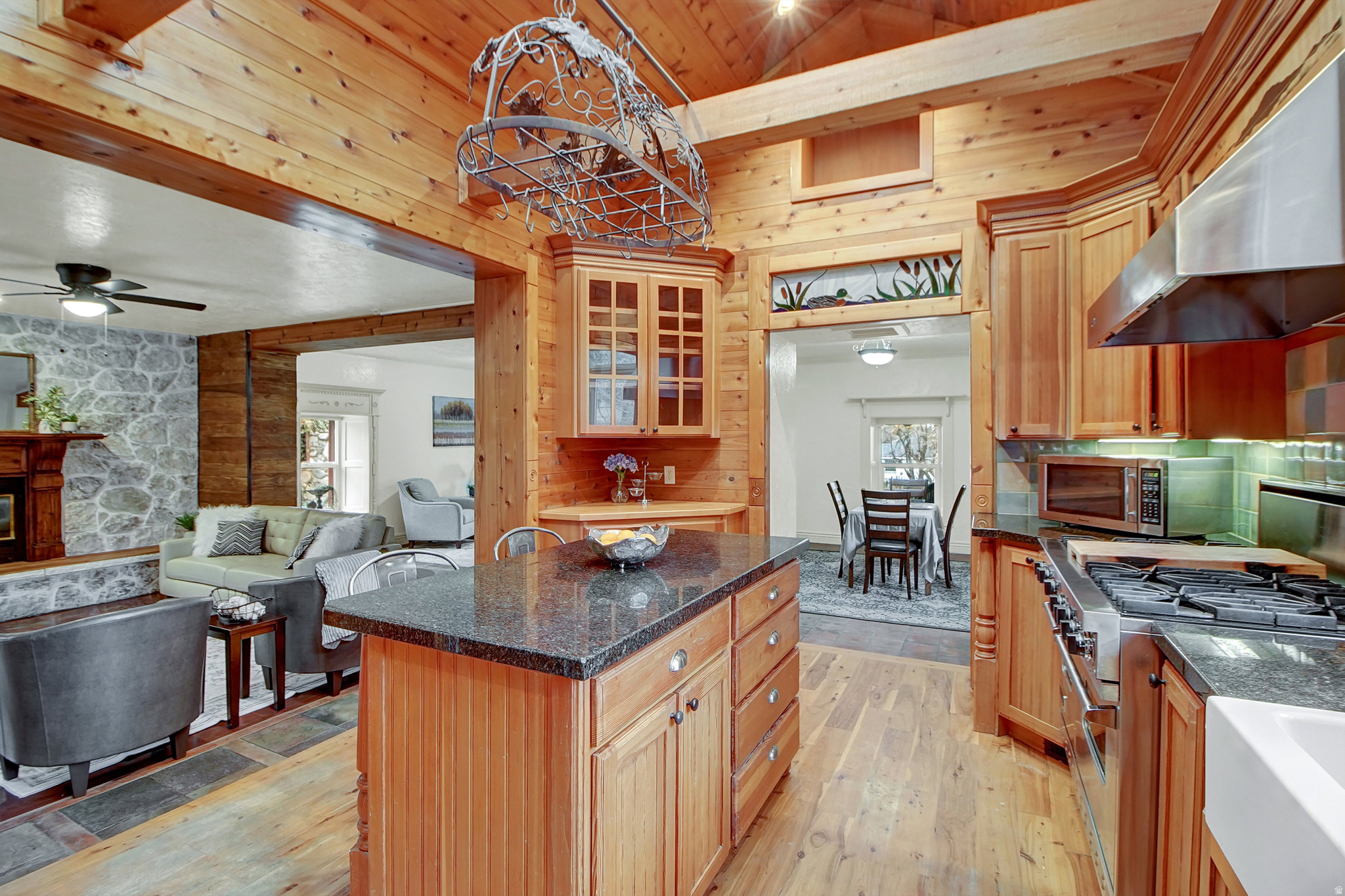 FARMINGTON TOWNSITE - Residential