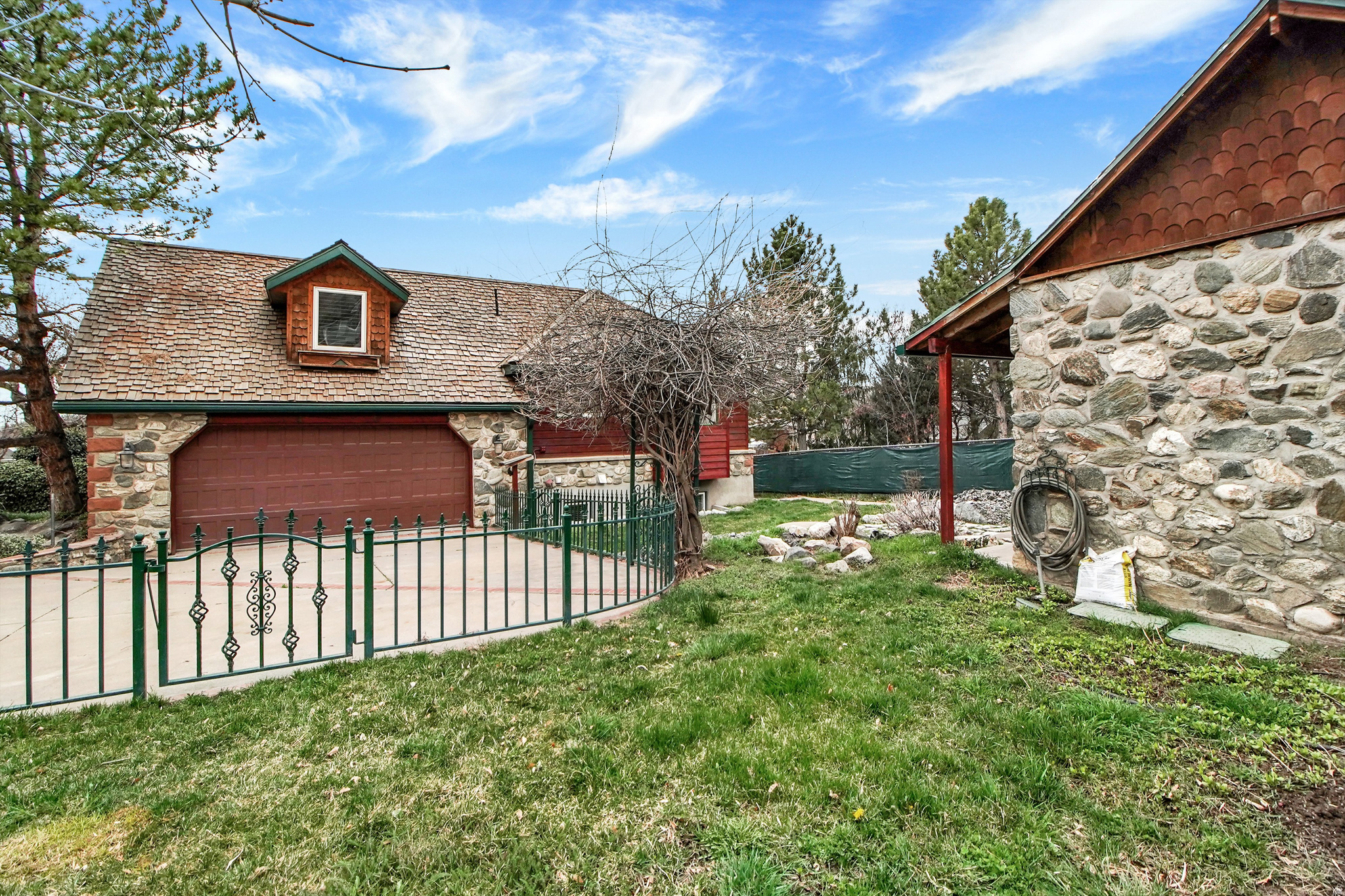 FARMINGTON TOWNSITE - Residential