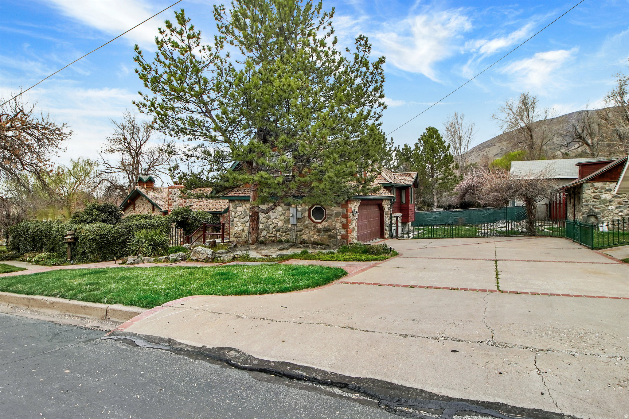 FARMINGTON TOWNSITE - Residential