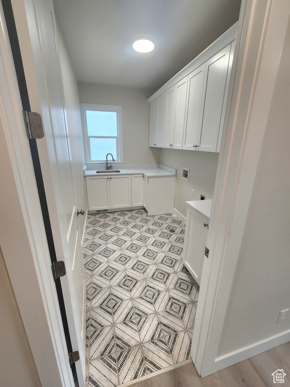 1380 E Azalea Ct, Layton, Utah image 6