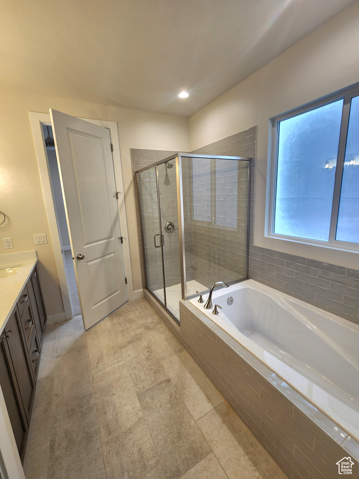 1380 E Azalea Ct, Layton, Utah image 12