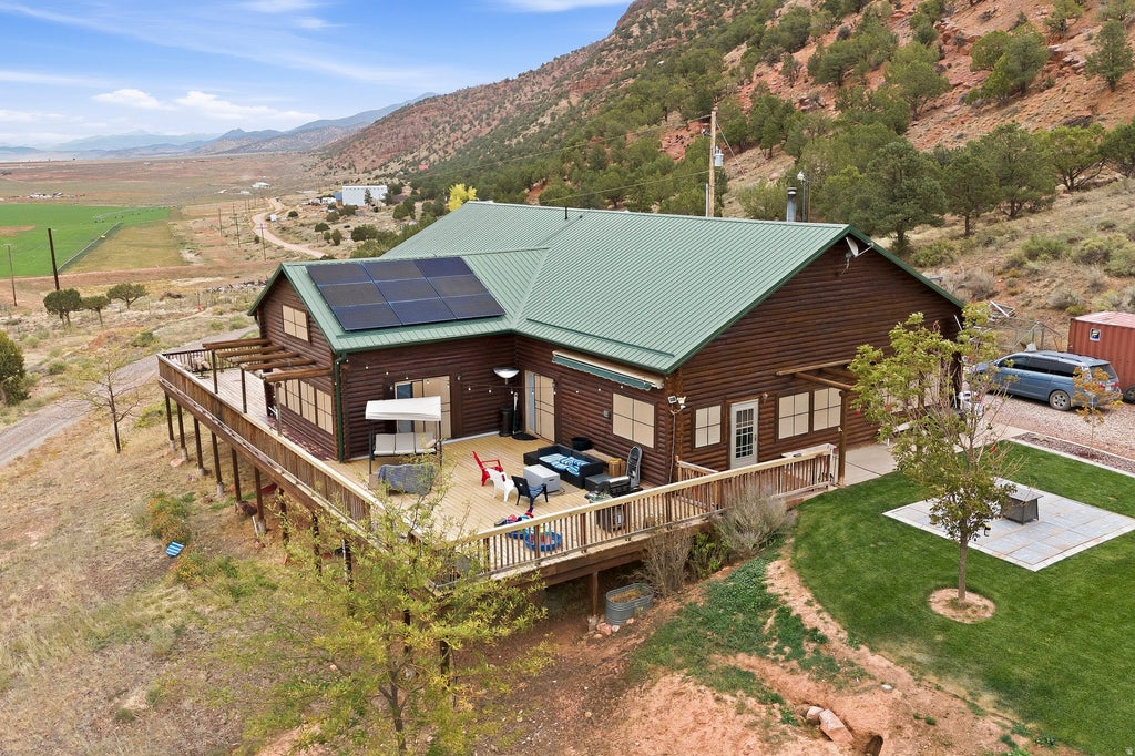 Photo of 1758 N FOOTHILL DR N, Paragonah, UT 84760 (MLS # 2186836)
