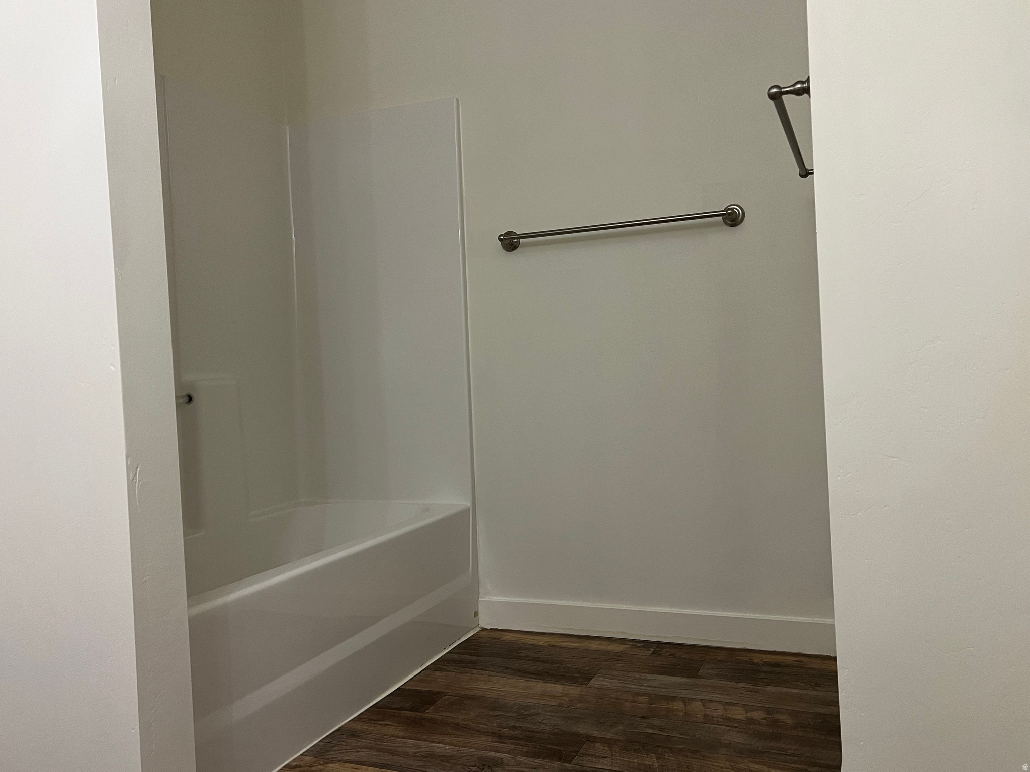 EASTON PARK - Residential Income