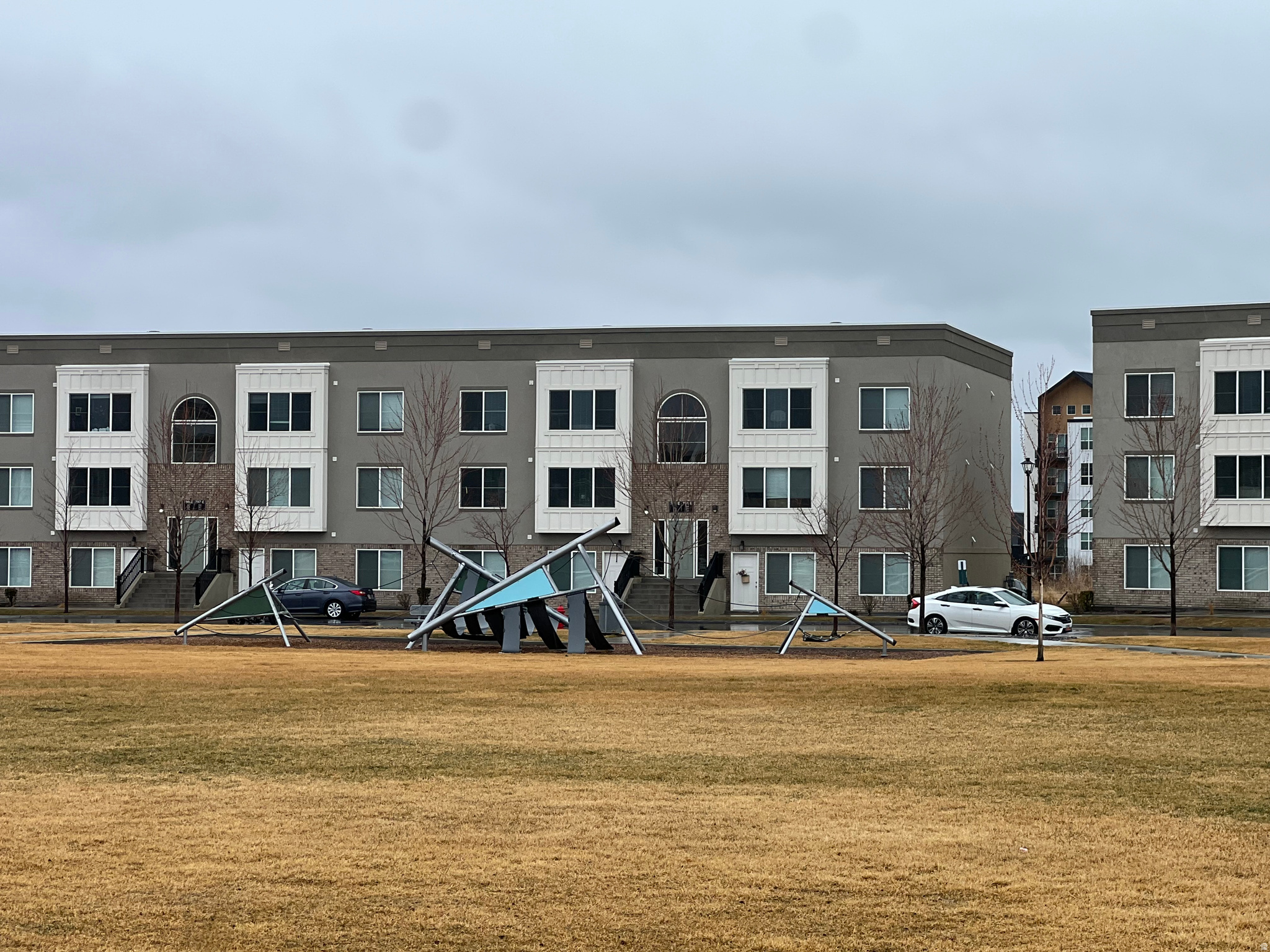 EASTON PARK - Residential Income