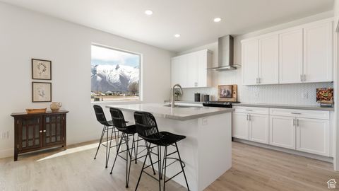 Tiny photo for 18 S CRIMSON WAY #304, Mapleton, UT 84664 (MLS # 2109548)