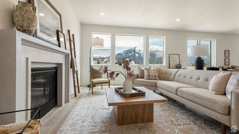 Tiny photo for 18 S CRIMSON WAY #304, Mapleton, UT 84664 (MLS # 2109548)