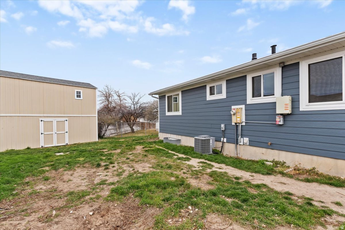 WESTVIEW TER - Residential