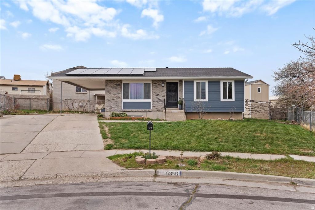 Photo of 5356 W FARAH CIR, Salt Lake City, UT 84118 (MLS # 2143773)