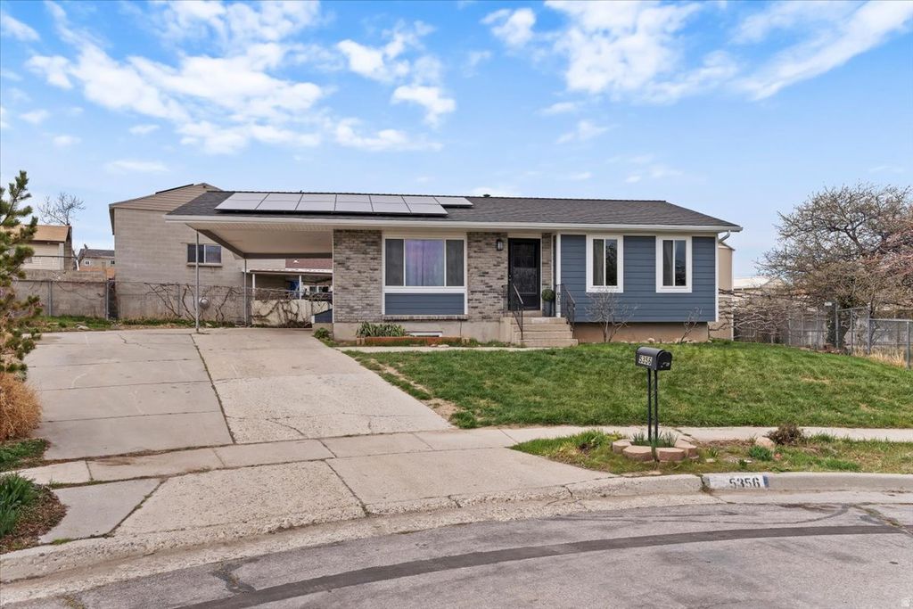 Photo of 5356 W FARAH CIR, Salt Lake City, UT 84118 (MLS # 2143773)
