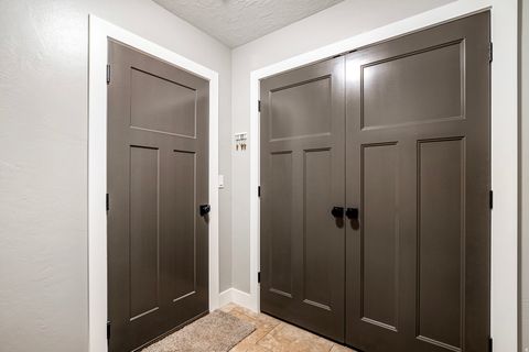 Tiny photo for 179 S 435 CIR W, Ivins, UT 84738 (MLS # 2134683)