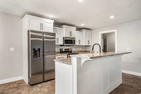 Tiny photo for 179 S 435 CIR W, Ivins, UT 84738 (MLS # 2134683)