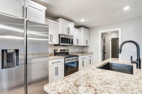 Tiny photo for 179 S 435 CIR W, Ivins, UT 84738 (MLS # 2134683)