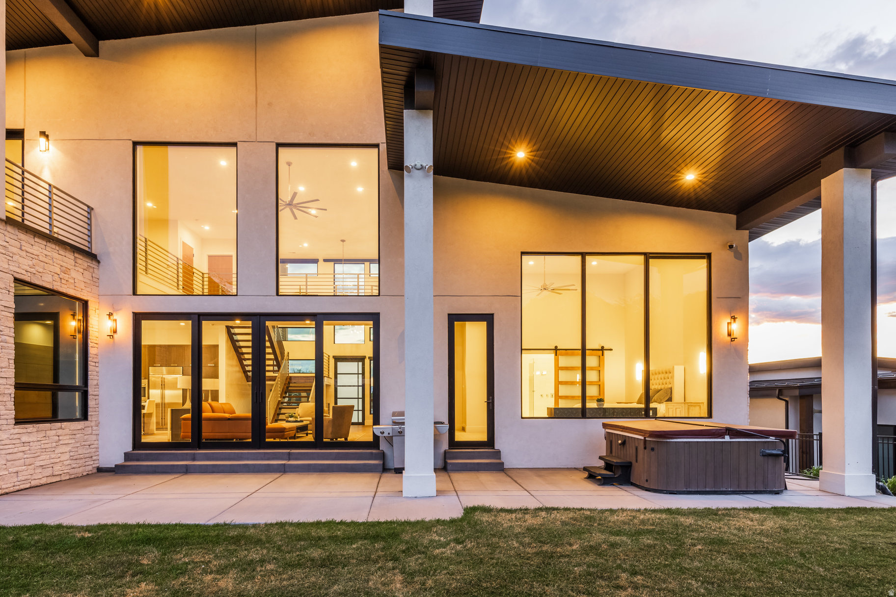 CANYON VIEW - Residential