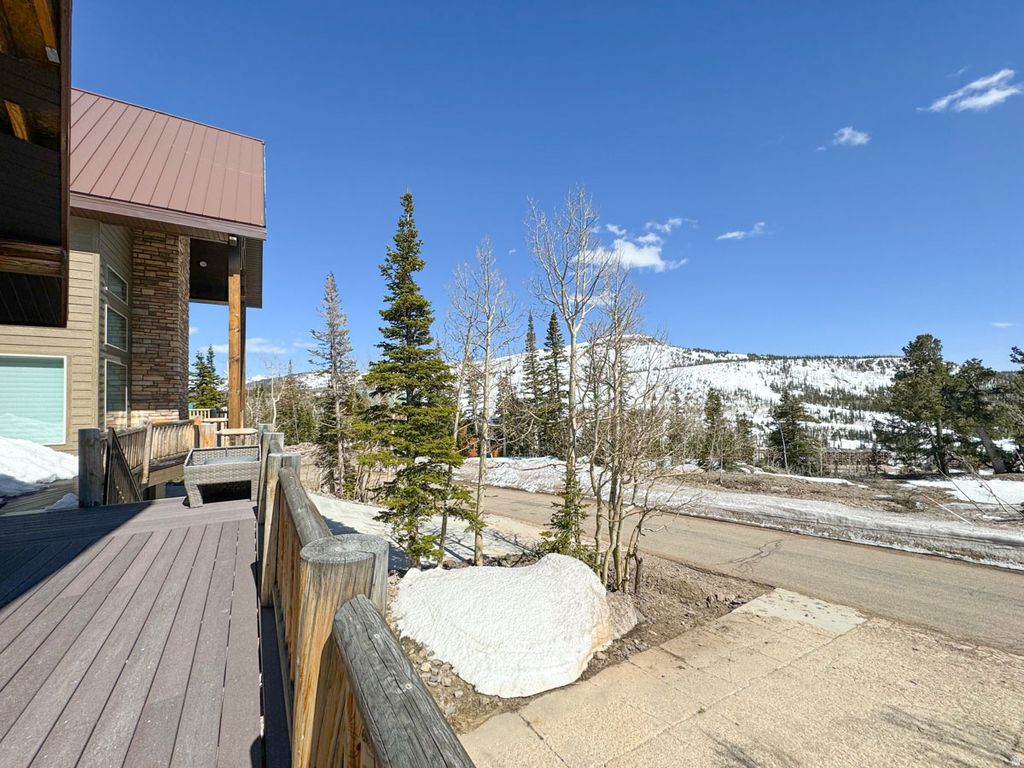 Photo of 382 W RIDGE VIEW ST #8 &amp; 9, Brian Head, UT 84719 (MLS # 2160640)