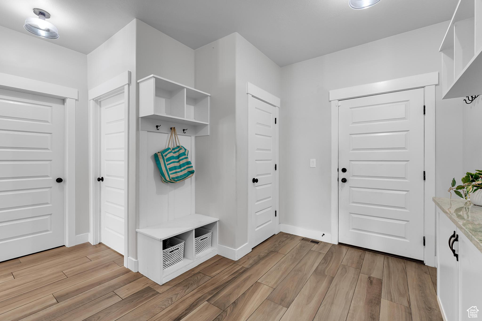 CATALINA BAY - Residential