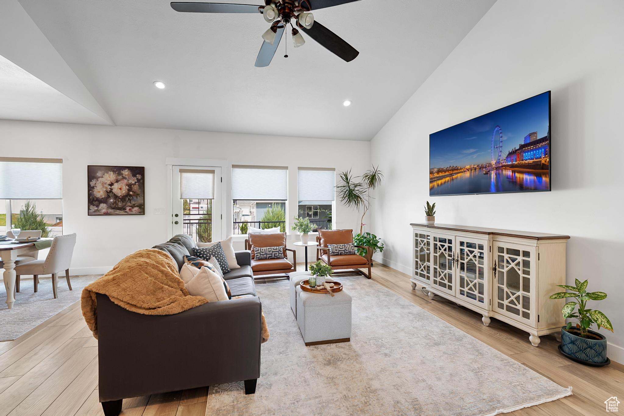 CATALINA BAY - Residential