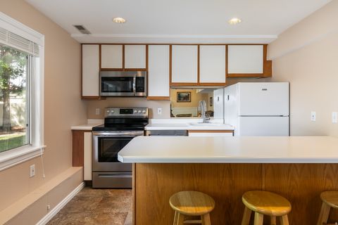 Tiny photo for 1148 E RAYMOND RD, Fruit Heights, UT 84037 (MLS # 2164487)