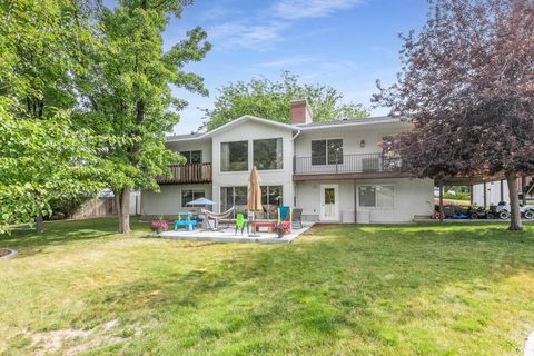 Tiny photo for 1148 E RAYMOND RD, Fruit Heights, UT 84037 (MLS # 2164487)