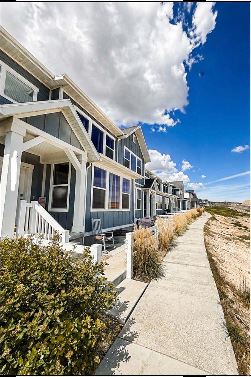 COPPERLEAF TOWNHOMES - Residential