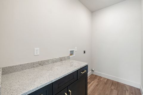 Tiny photo for 453 N 460 E, Salem, UT 84653 (MLS # 2131951)
