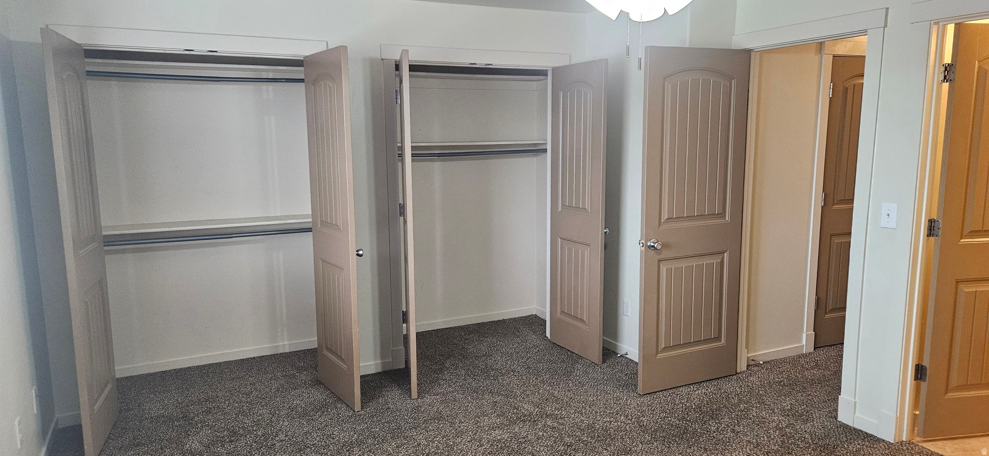 SPRING CREEK TOWN HOMES - Residential