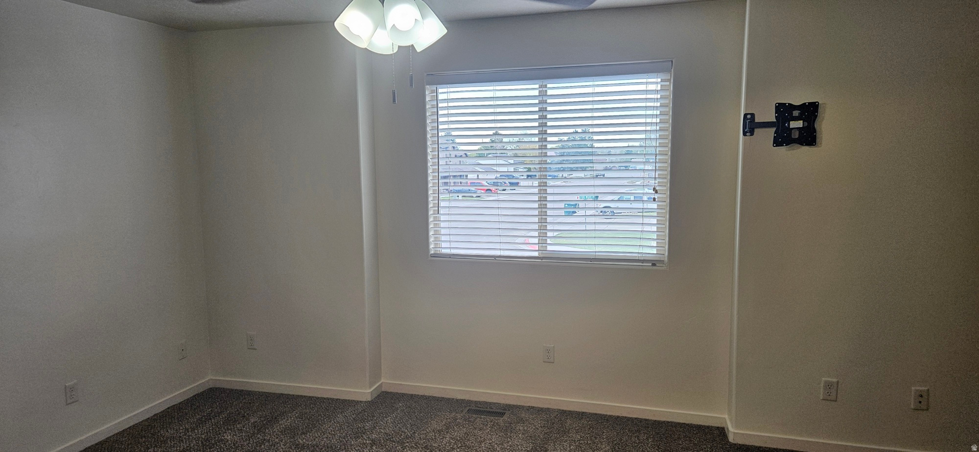 SPRING CREEK TOWN HOMES - Residential